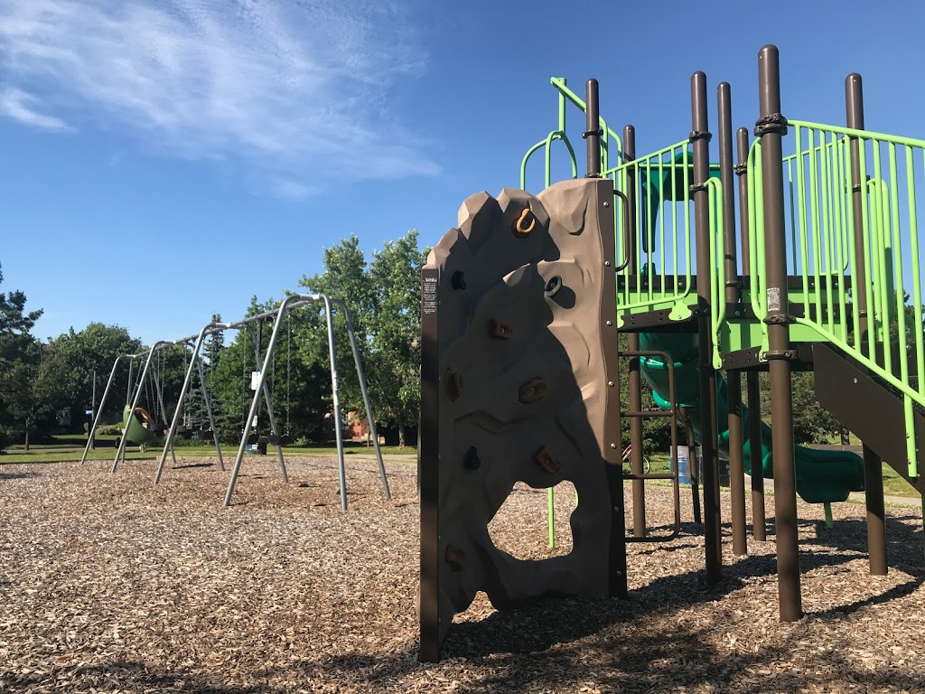 Forest Hill Park | 4995 Forest Hill Dr, Mississauga, ON L5M 5A7, Canada | Phone: (905) 615-4100