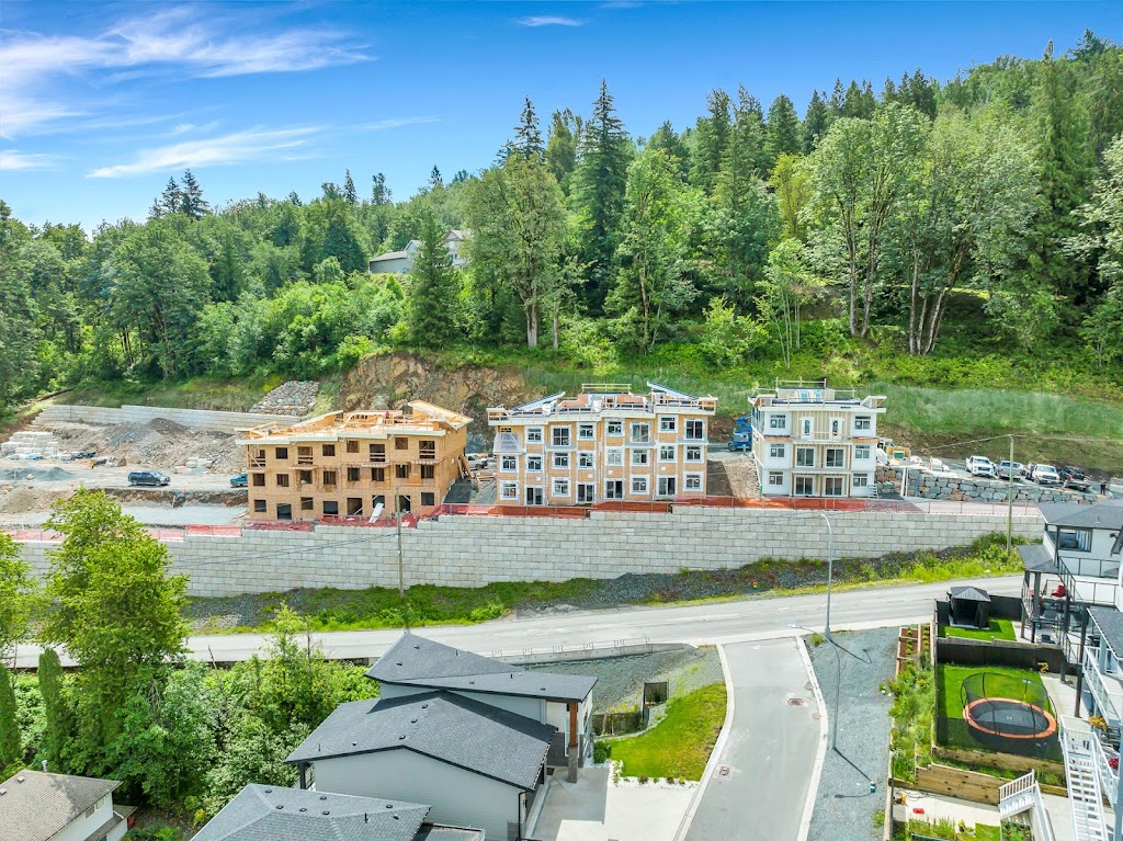 Osprey Ridge Chilliwack | 43998 Chilliwack Mountain Rd, Chilliwack, BC V2R 4A1, Canada | Phone: (604) 791-1870