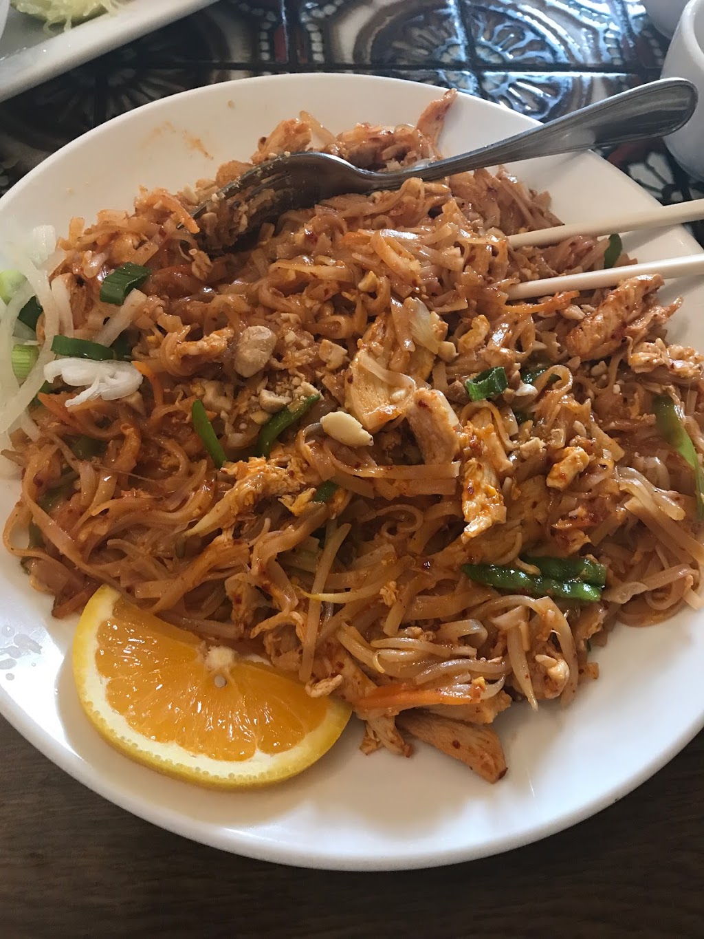 Phò Kinh Dò | 650 Woodlawn Rd W Block A, Guelph, ON N1K 1B8, Canada | Phone: (519) 780-1144