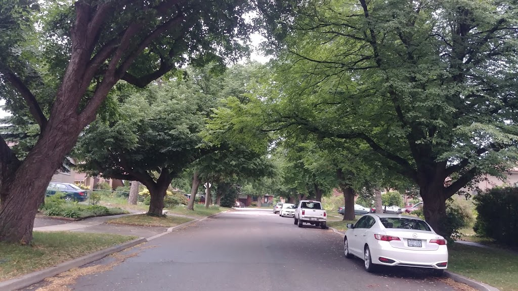 McCowan Park | 431 McCowan Rd, Scarborough, ON M1J 2A8, Canada