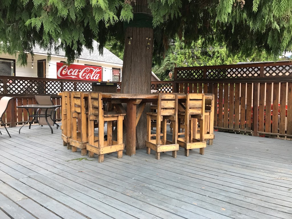 Joe Schmucks Roadhouse | 734 Trans-Canada Hwy, Sicamous, BC V0E 2V0, Canada | Phone: (250) 836-4906