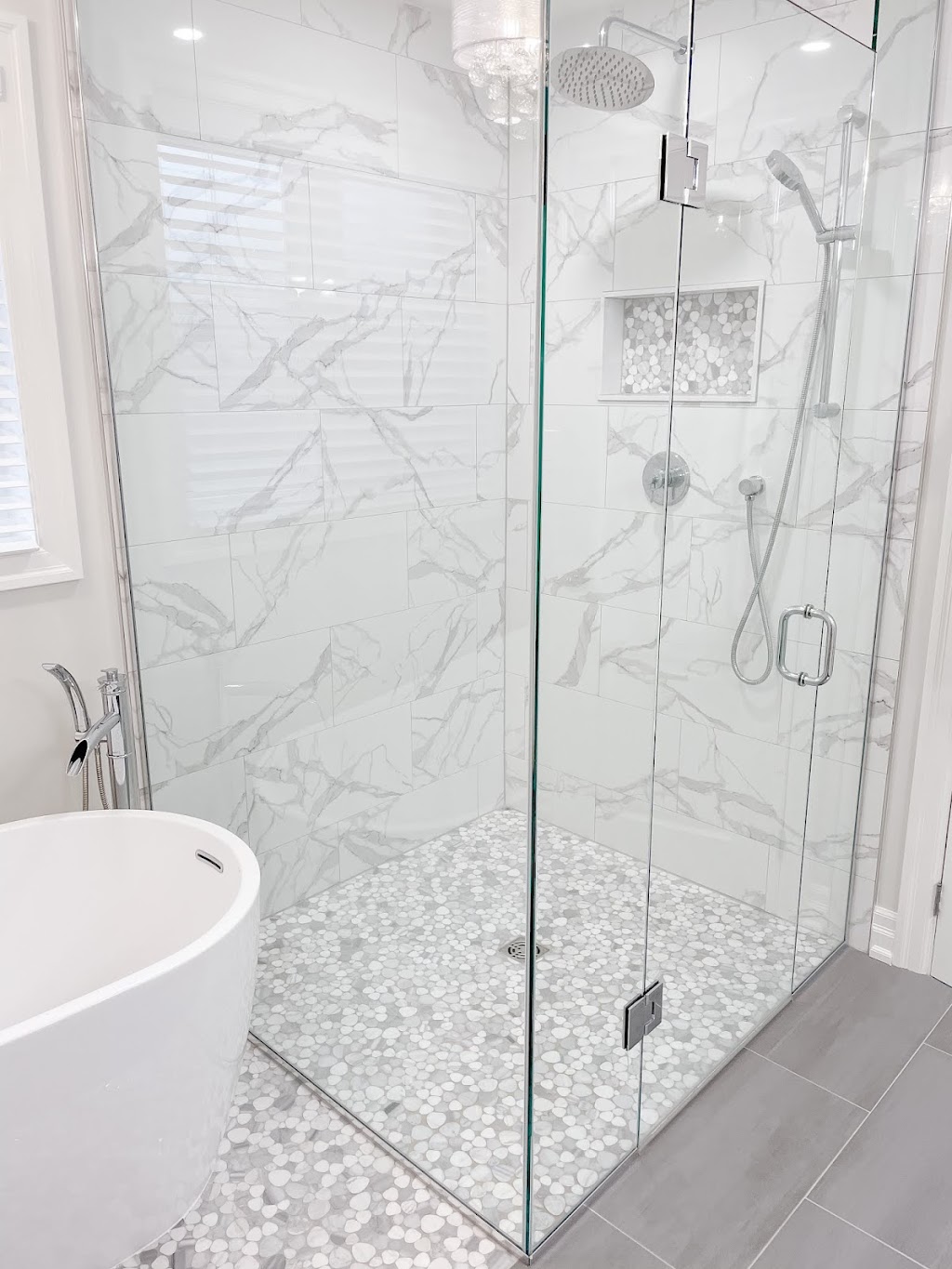 Stronor Bathworks | 26 Wheeler Crescent, Whitchurch-Stouffville, ON L4A 1L4, Canada | Phone: (416) 996-8225