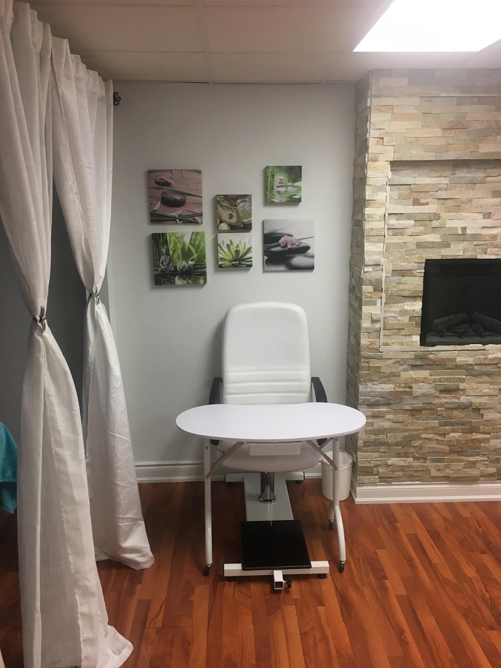Aquamarina Beauty Spa | 2351 Royal Windsor Dr #202, Mississauga, ON L5J 1K7, Canada | Phone: (905) 330-3402