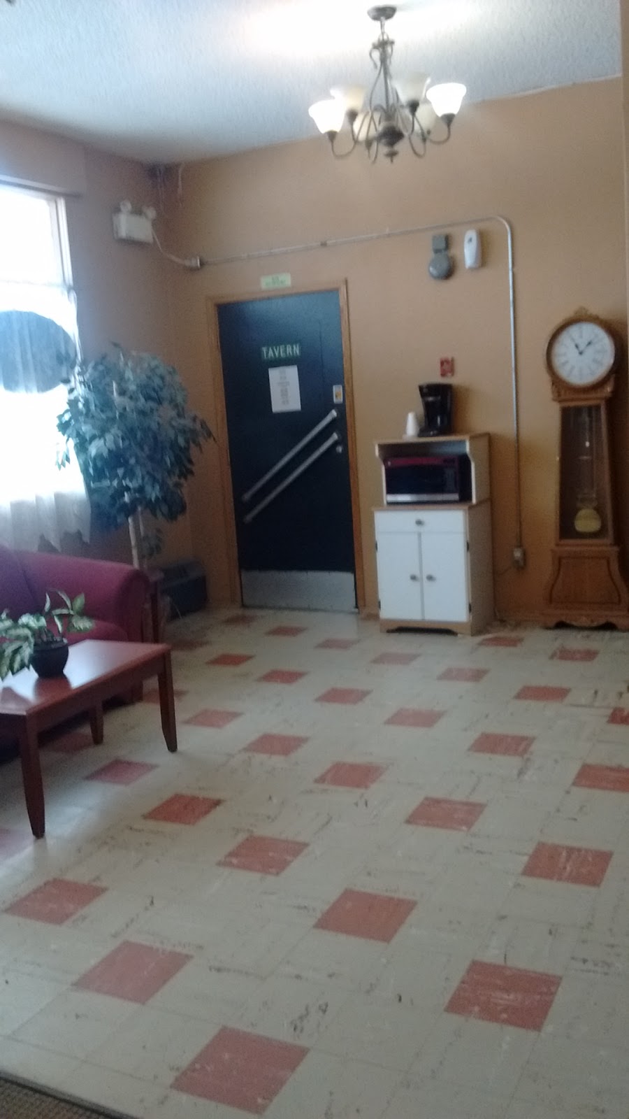 Lodgepole Pine Inn Hotel | 4909 53 Ave, Lodgepole, AB T0E 1K0, Canada | Phone: (780) 894-2202