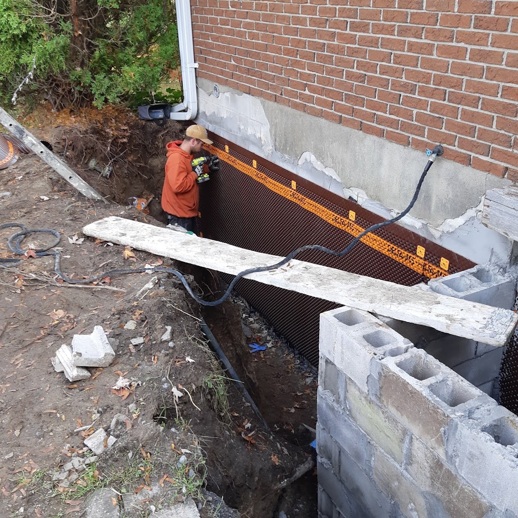 Loyalist Construction & Landscaping Ltd. | 1424 Ottawa St, Kingston, ON K7P 0C2, Canada | Phone: (613) 484-4178