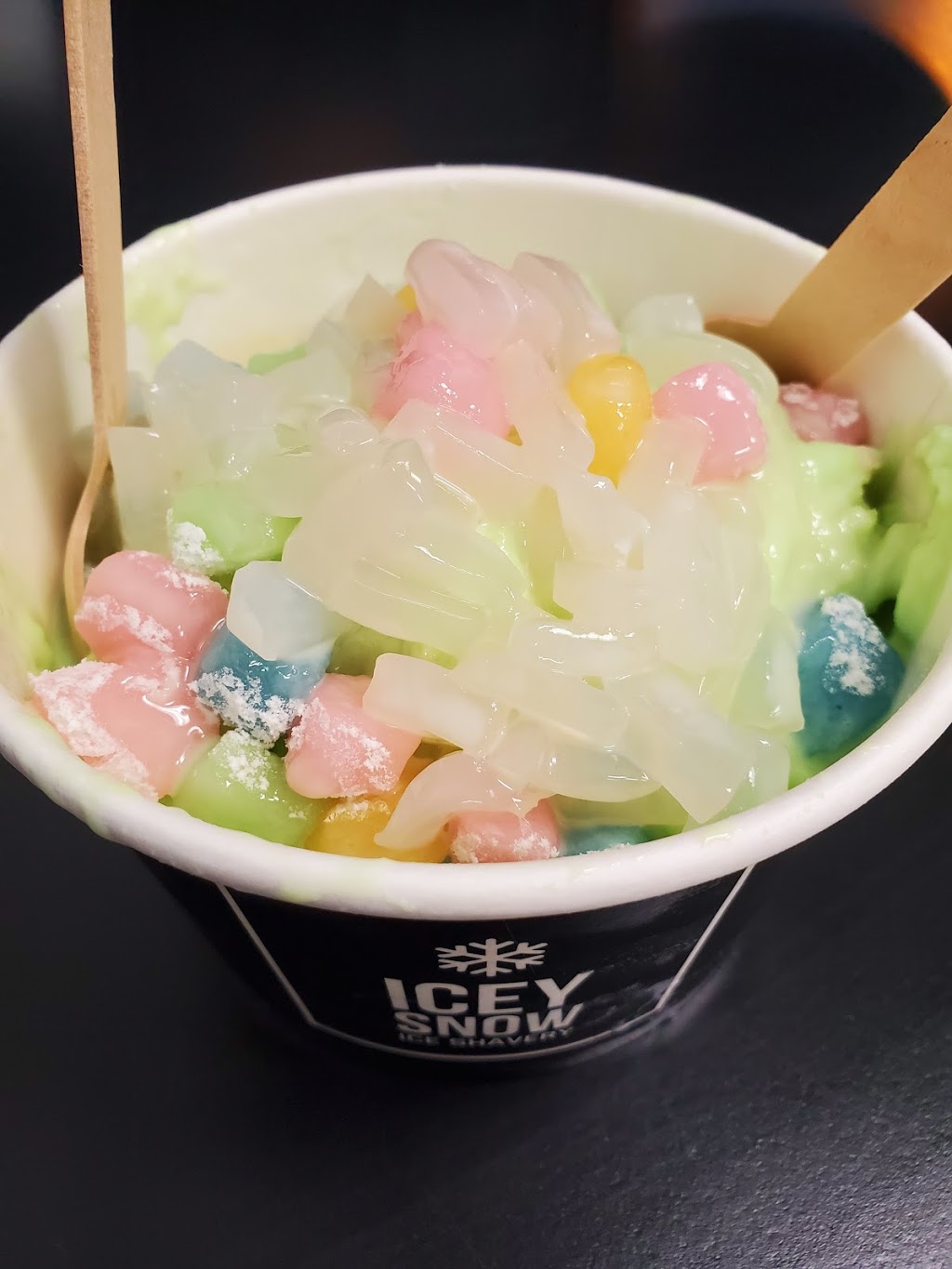 Icey Snow | 630 Kildare Ave E #3, Winnipeg, MB R2C 0P8, Canada | Phone: (204) 318-1030