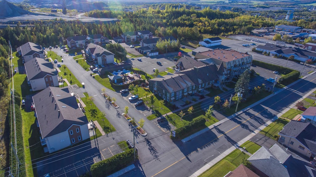 Syndicat Copropriété Domaine des Elans | 680 Rue St Alphonse-Sud, Thetford Mines, QC G6G 3V8, Canada | Phone: (418) 334-1629