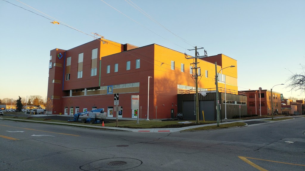 St Thomas Elgin General Hospital | 189 Elm St, St Thomas, ON N5R 5C4, Canada | Phone: (519) 631-2030