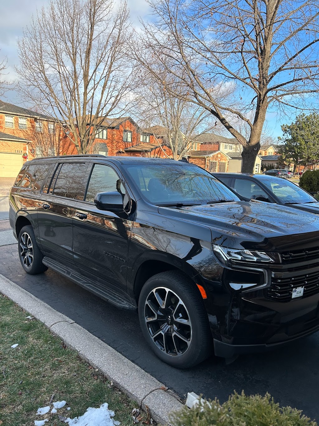 Bawa Limousine | Playter Pl, Oakville, ON L6M 2V1, Canada | Phone: (905) 334-6945