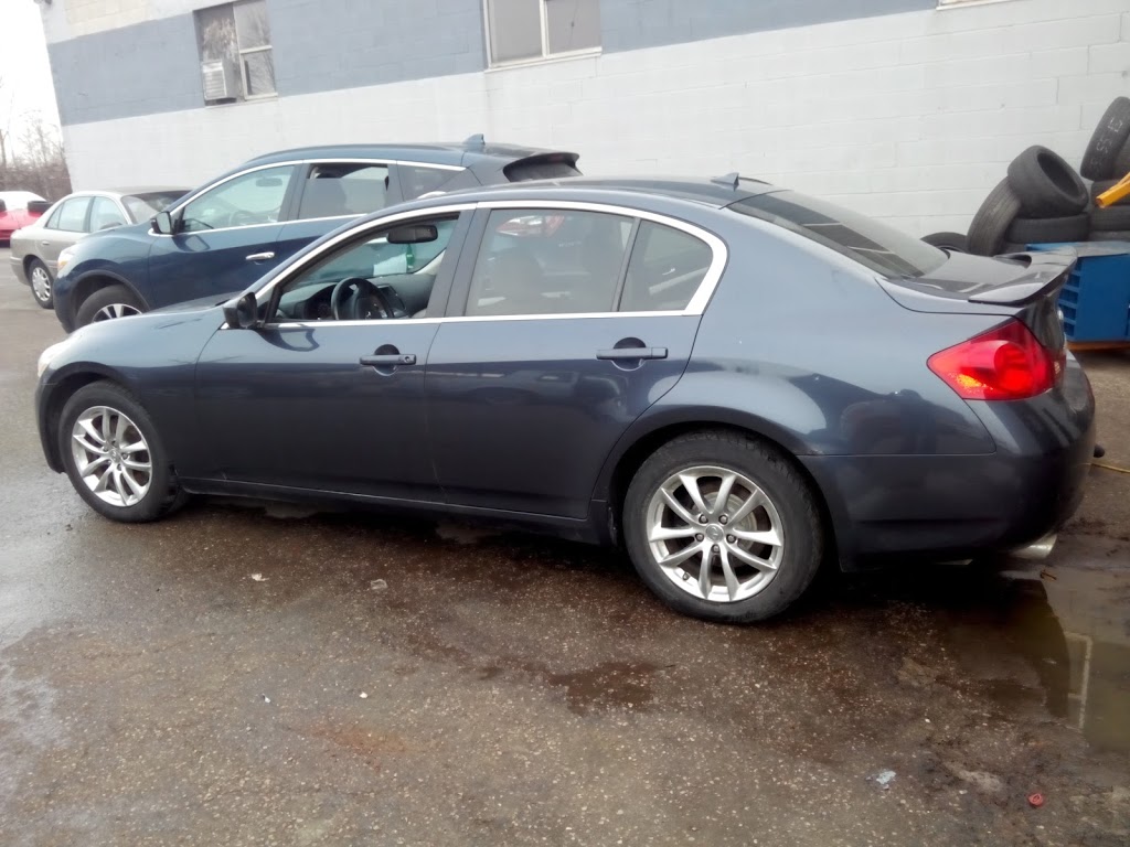 Carls Auto Repairs | 1885 Sismet Rd Unit 7, Mississauga, ON L4W 1W8, Canada | Phone: (905) 238-6666