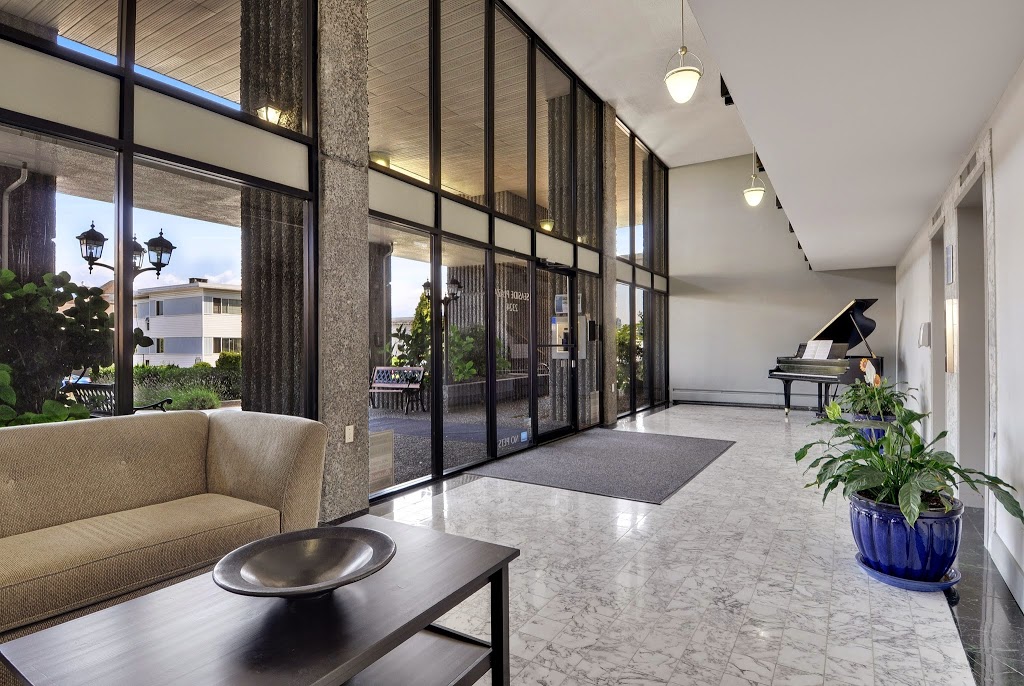 Seaside Plaza Rental Apartments | 2324 W 1st Ave, Vancouver, BC V6K 1G3, Canada | Phone: (604) 738-2590