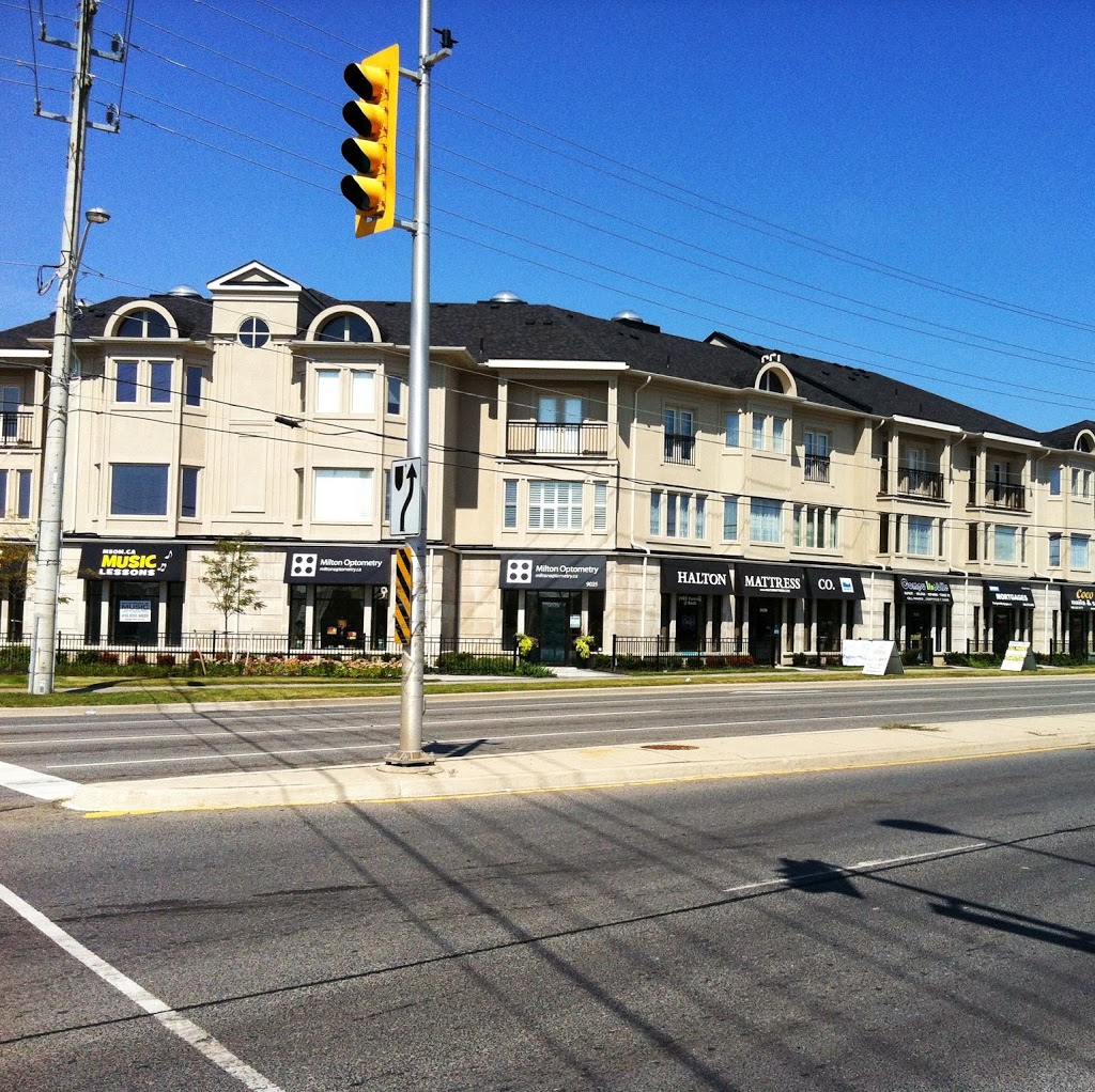 Thompson Square Shopping Plaza | 9037 Derry Rd E, Milton, ON L9T 7Y9, Canada