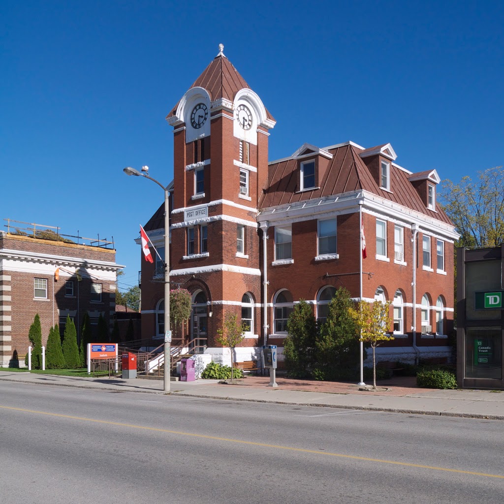 Seaforth Post Office | 52 MAIN ST, Seaforth, ON N0K 1W0, Canada | Phone: (519) 527-0031