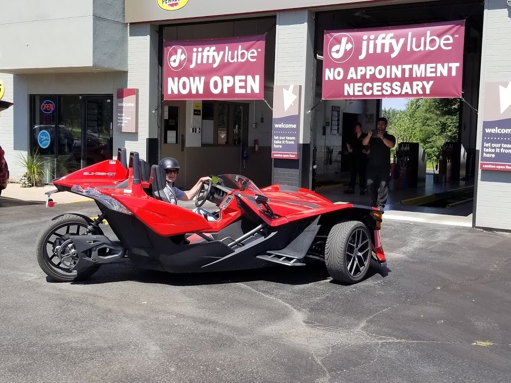 Jiffy Lube | 1095 Ringwell Dr, Newmarket, ON L3Y 8T8, Canada | Phone: (905) 898-1875