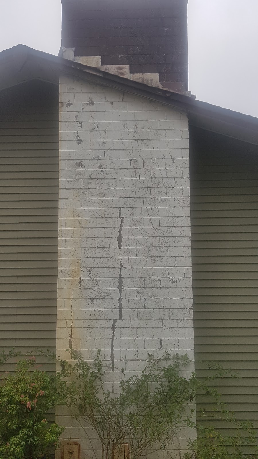 On the Side Painting | 6802 Beaver Creek Rd, Port Alberni, BC V9Y 8M2, Canada | Phone: (250) 730-1340