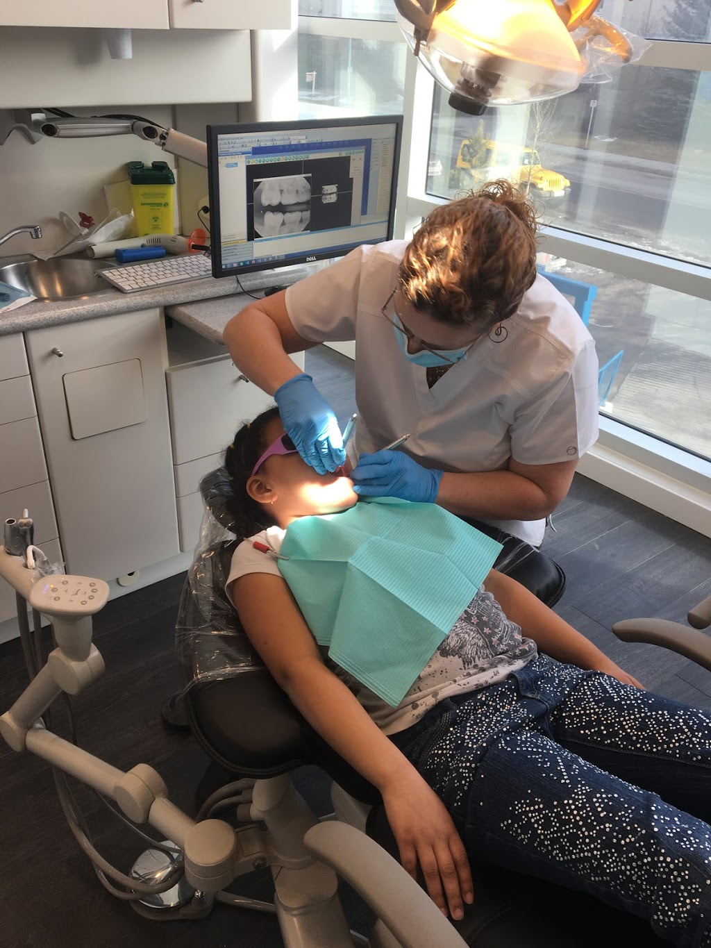 One Smile Bright Inc. | 15229 Bannister Rd SE #220a, Calgary, AB T2X 1Z3, Canada | Phone: (403) 444-0506