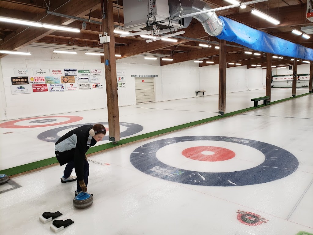 Kincardine Curling Club | 277 Penetangore Row, Kincardine, ON N2Z 2P6, Canada | Phone: (519) 955-7448