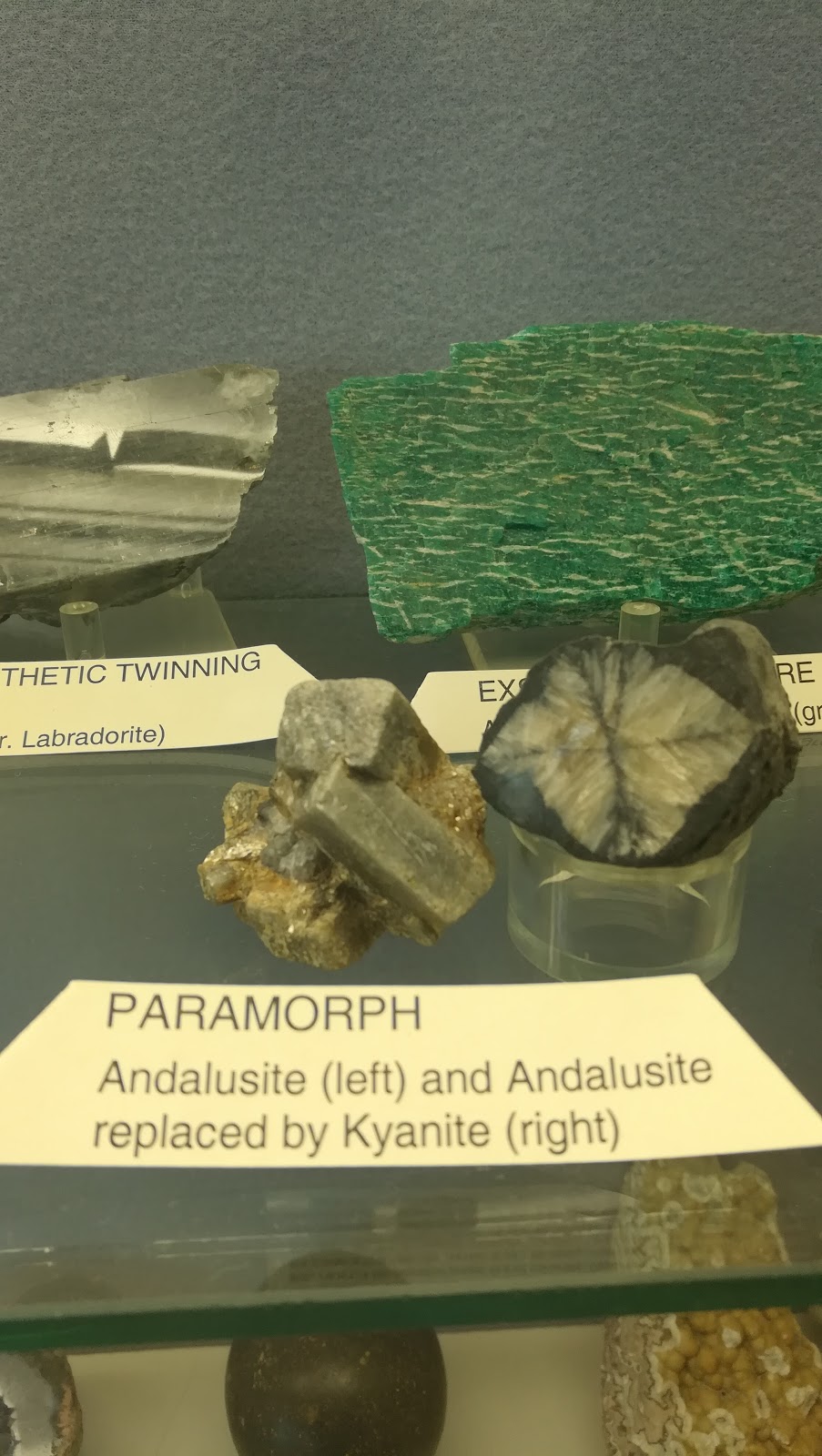 Robert B. Ferguson Museum of Mineralogy | 125 Dysart Rd, Winnipeg, MB R3T 2M7, Canada | Phone: (204) 474-9371
