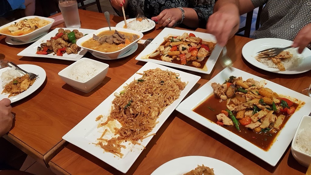 Talay Thai Dartmouth Restaurant | 984 Cole Harbour Rd, Dartmouth, NS B2V 1E7, Canada | Phone: (902) 462-1600