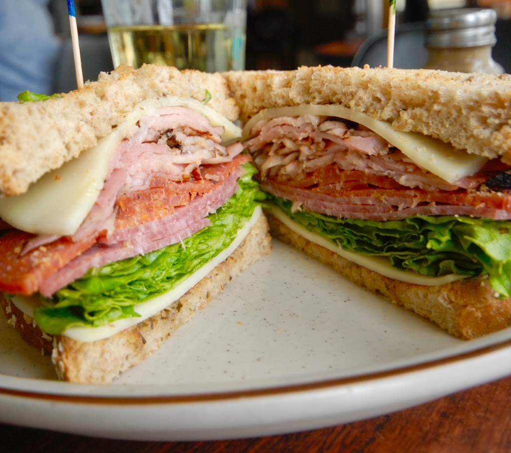 Tavern on the Hill | 1724 E Main St, Newport, VT 05855, USA | Phone: (802) 334-9006