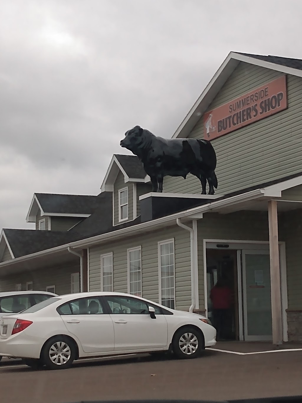 Summerside Butchers Shop | 470 Central St, Summerside, PE C1N 3N7, Canada | Phone: (902) 367-4772