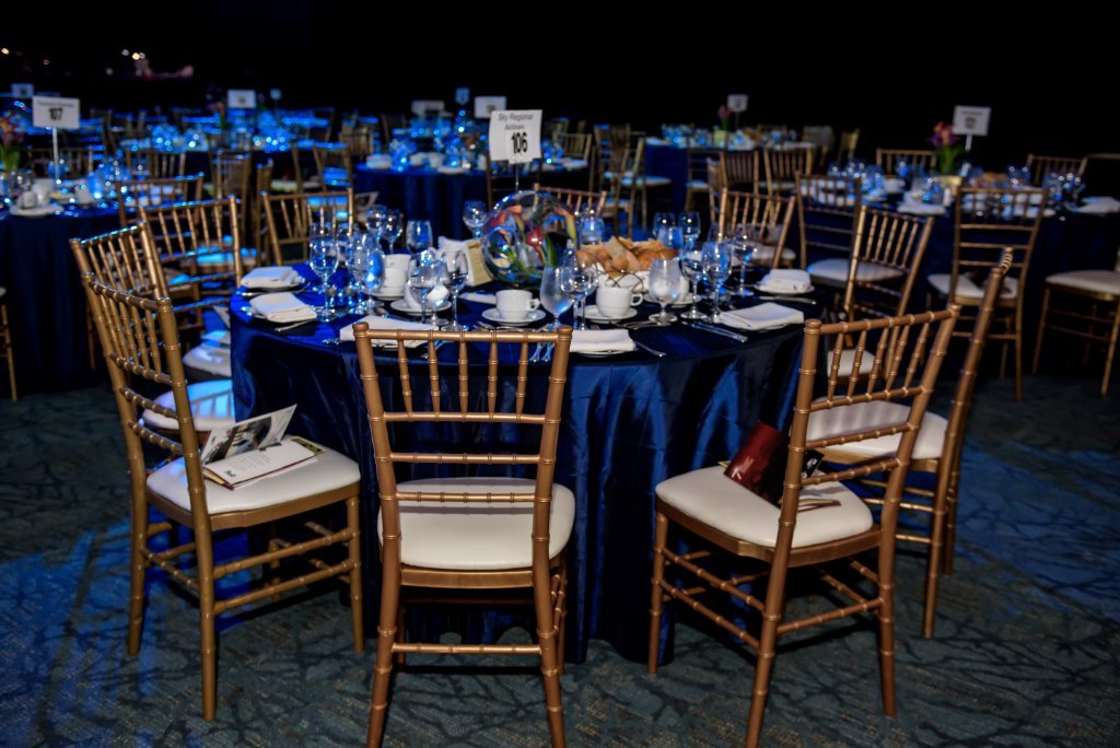 Chairs Galore | 2359 Royal Windsor Dr #5, Mississauga, ON L5J 1K7, Canada | Phone: (905) 855-3498
