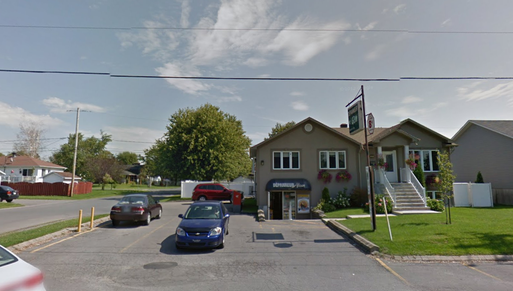 Dépanneur Alain | 950 Rue Léger, Salaberry-de-Valleyfield, QC J6S 5A3, Canada | Phone: (450) 371-3157