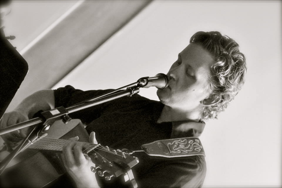 Groves Music | 7409 18 Ave, Coleman, AB T0K 0M0, Canada | Phone: (403) 563-2003
