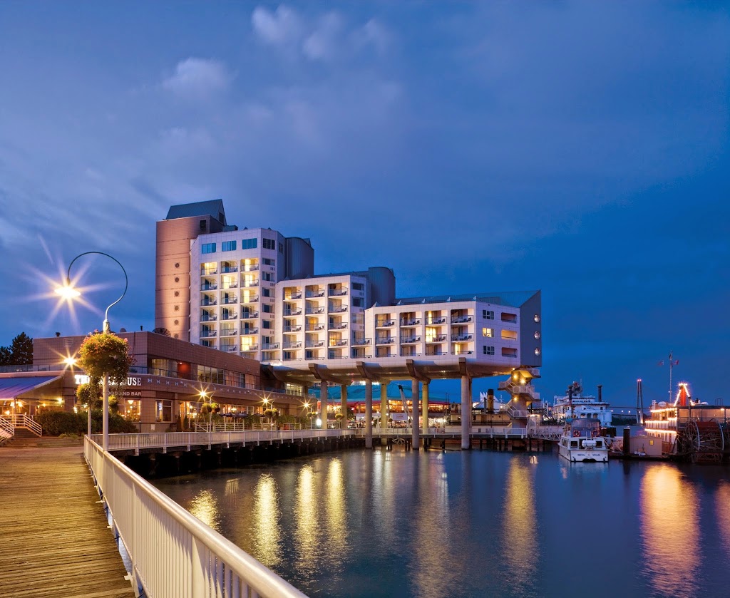 Inn At The Quay | 900 Quayside Dr, New Westminster, BC V3M 6G1, Canada | Phone: (604) 520-1776