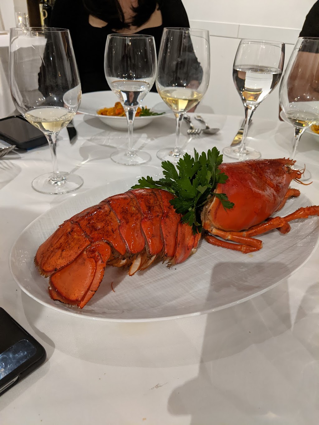 Estiatorio Milos – Montreal | 5357 Av du Parc, Montréal, QC H2V 4G9, Canada | Phone: (514) 272-3522