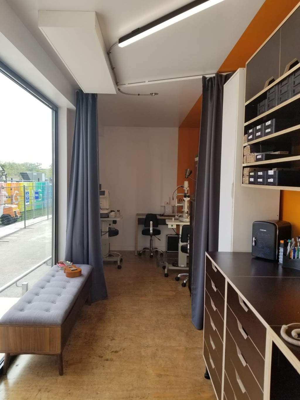 Dresden Vision (Stackt) | 28 Bathurst St Unit 1102, Toronto, ON M5V 0R4, Canada | Phone: (647) 551-4710