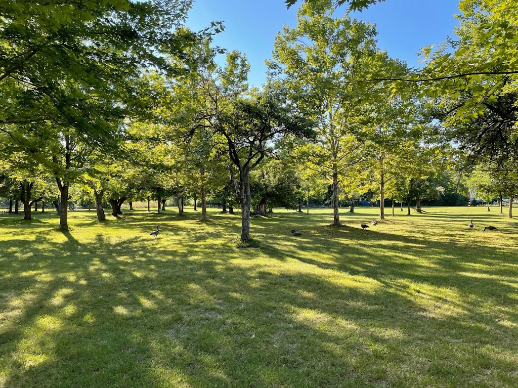 铧枫国际旅游导航 | 12 Hawkshead Crescent, Scarborough, ON M1W 2Z5, Canada | Phone: (416) 414-1377