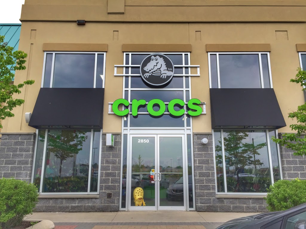 Chaussures Croco Boisbriand | 2850 Promenade St-Honoré, Boisbriand, QC J7H 0A8, Canada | Phone: (450) 818-8840