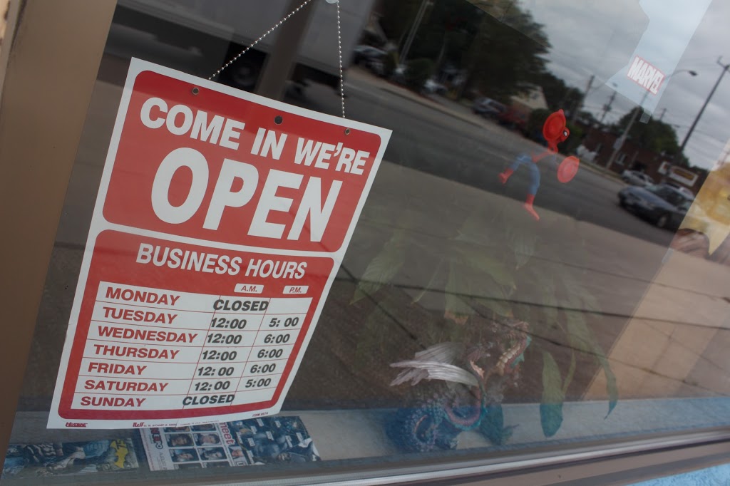Border City Comics | 4449 Tecumseh Rd E, Windsor, ON N8W 1K6, Canada | Phone: (519) 977-7311