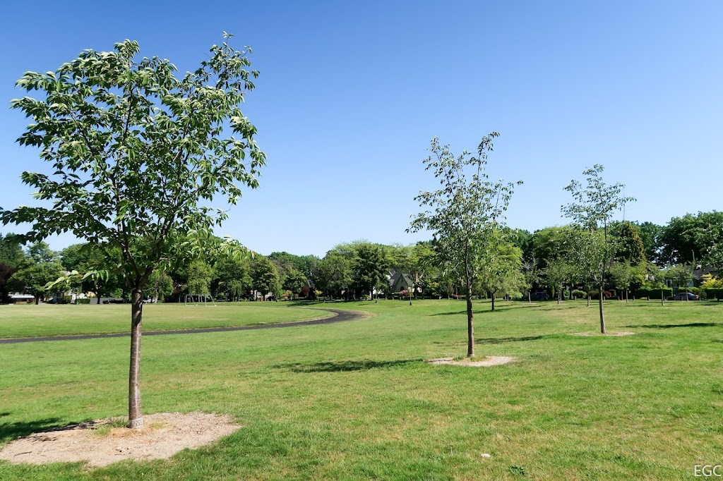Balaclava Park | 4594 Balaclava St, Vancouver, BC V6L 2T2, Canada | Phone: (604) 873-7000