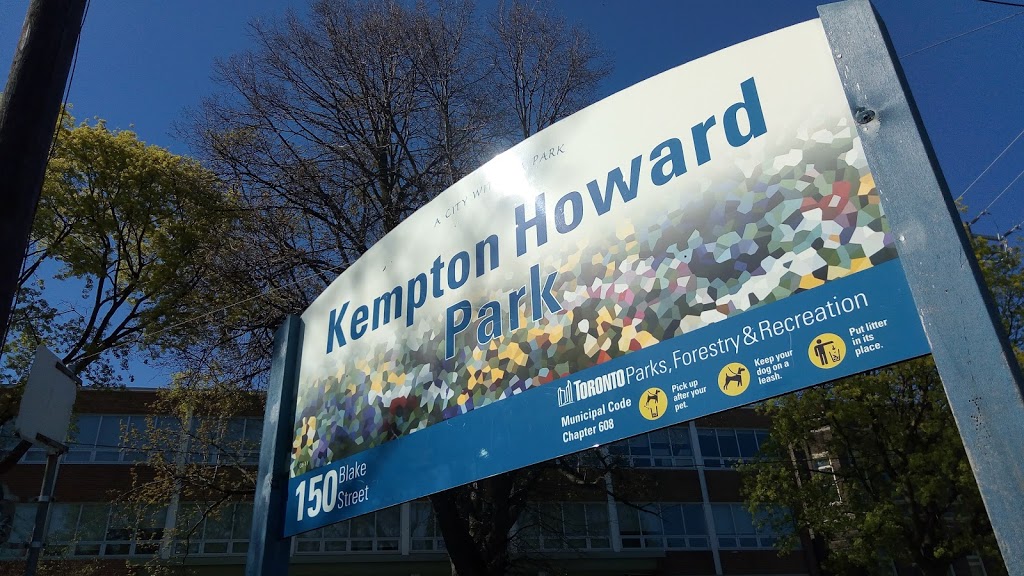 Kempton Howard Park | park | 150 Blake St, Toronto, ON M4J 3C9, Canada | 4163922489 OR +1 416-392-2489