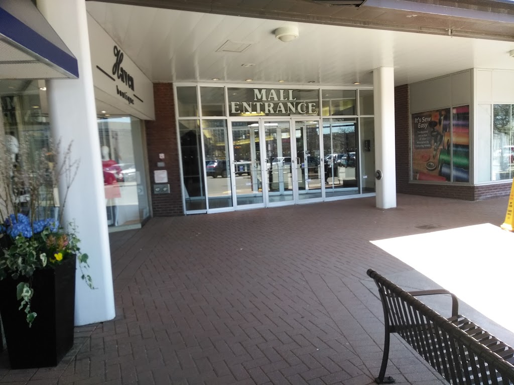 Humbertown Shopping Centre | 270 The Kingsway, Etobicoke, ON M9A 3T7, Canada | Phone: (416) 239-2012