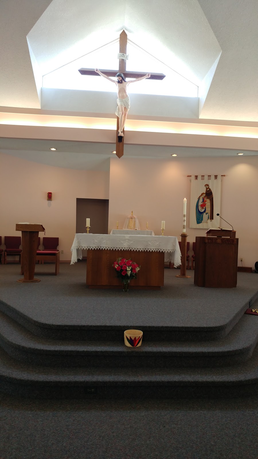 Holy Family Parish | 2797 Sunset Dr, Kamloops, BC V2C 4K7, Canada | Phone: (250) 372-0205