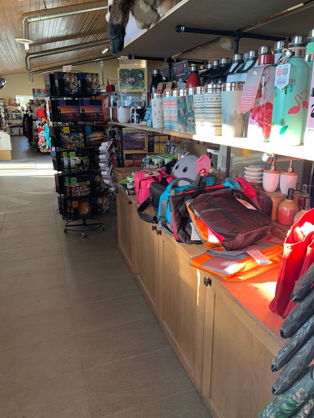 Clearwater Market | ON-17, Clearwater Bay, ON P0X 1S0, Canada | Phone: (807) 733-2816