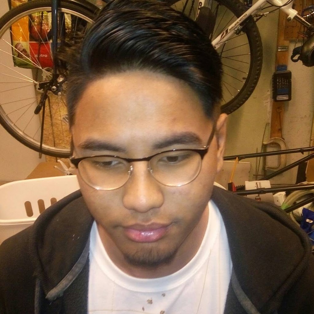 The Barbers Stop | 6923 Bilbao Ln, Mississauga, ON L5N 1R2, Canada | Phone: (647) 704-7802