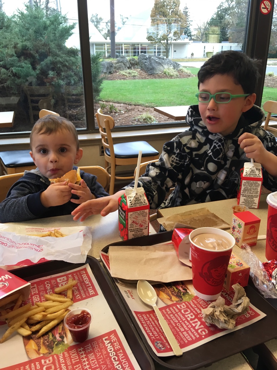 Wendys | 145 Plains Rd E, Burlington, ON L7T 2C4, Canada | Phone: (905) 634-4882