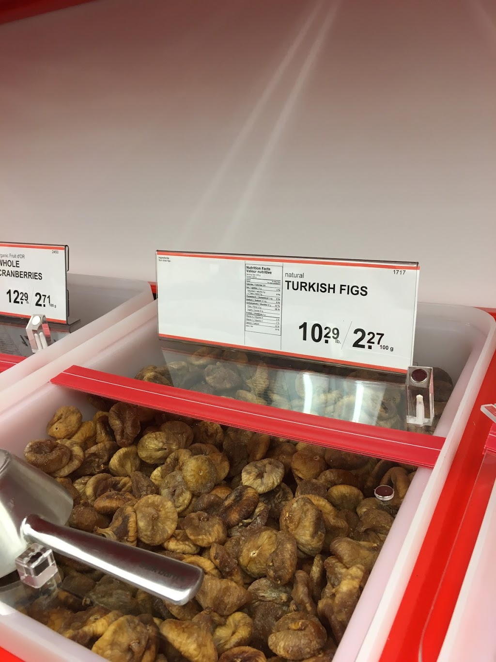 Bulk Barn | 3003 Danforth Ave, East York, ON M4C 1M9, Canada | Phone: (416) 686-9053