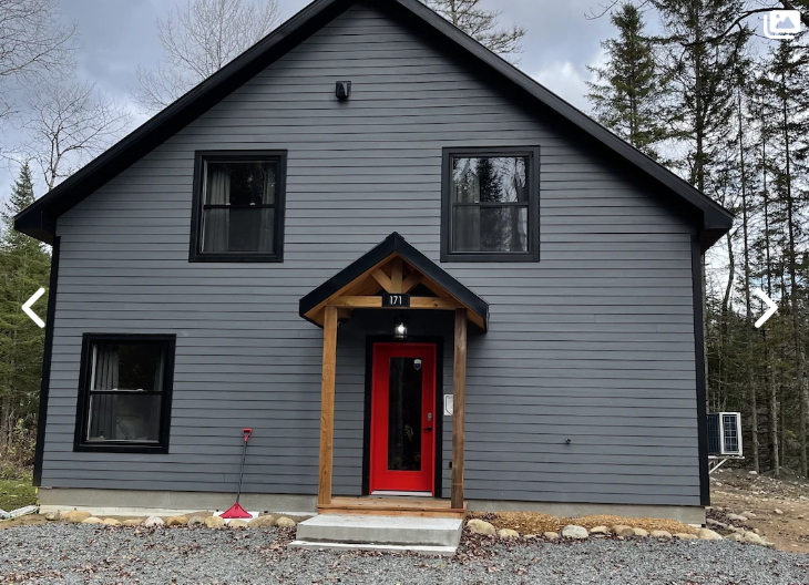 Chalet La Source du Bonheur | 171 chemin marie-andrée, Trois-Rives, QC G0X 2C0, Canada | Phone: (819) 244-6381