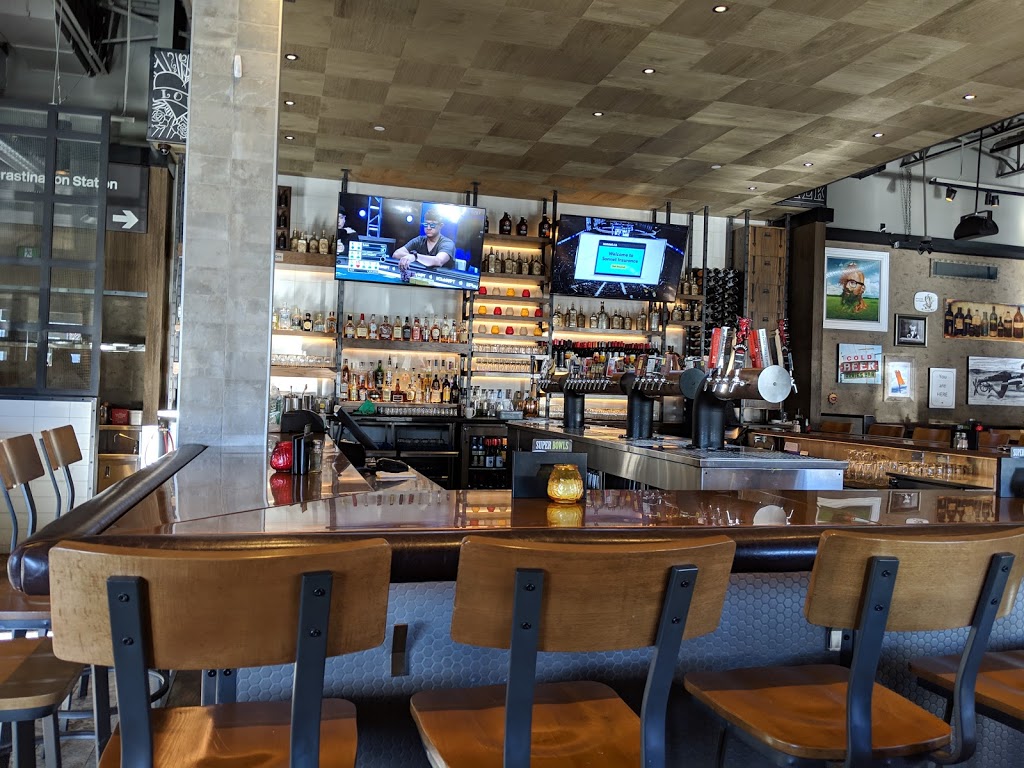 State & Main Kitchen & Bar | 7 Mahogany Plaza SE #470, Calgary, AB T3M 0T7, Canada | Phone: (403) 452-0802
