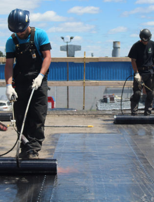 Tarcom Roofing Inc | 41 N Alarton St, Mississauga, ON L4T 1J9, Canada | Phone: (647) 782-8678