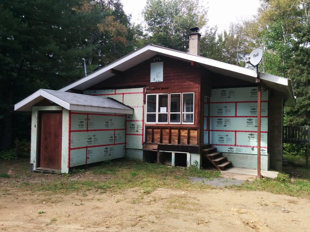 Chez Lulu et Lutin | 3258 Chemin de Look Out Park, Rawdon, QC J0K 1S0, Canada | Phone: (450) 834-7017