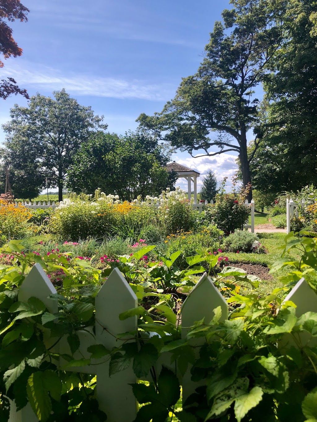 McFarland Park Picnic Pavilion | 15927 Niagara Pkwy, Niagara-on-the-Lake, ON L2E 6T2, Canada | Phone: (905) 468-3322