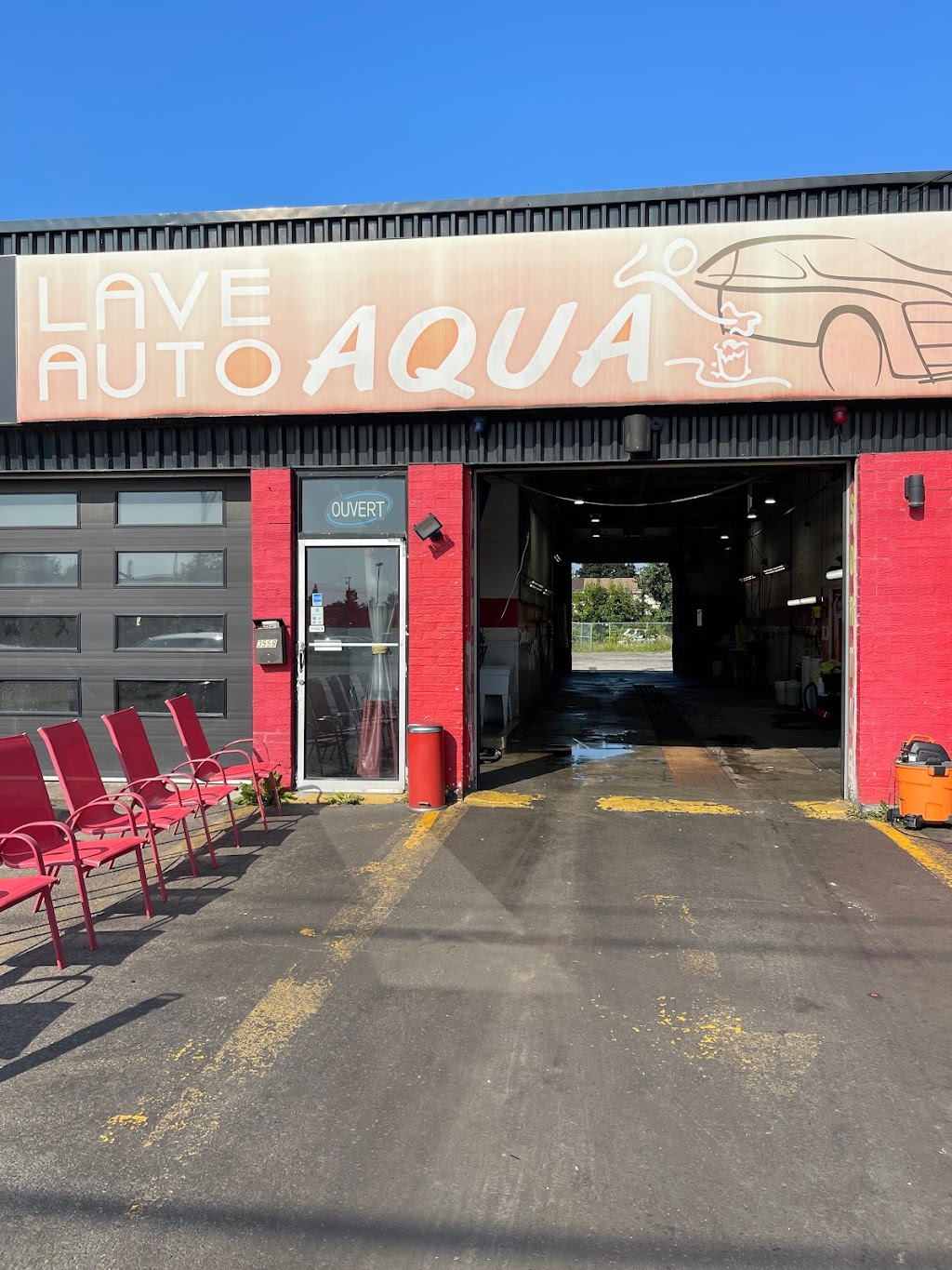Lave Auto Aqua | 355 Bd du Curé-Labelle, Sainte-Rose, QC H7L 3A3, Canada | Phone: (450) 628-9444