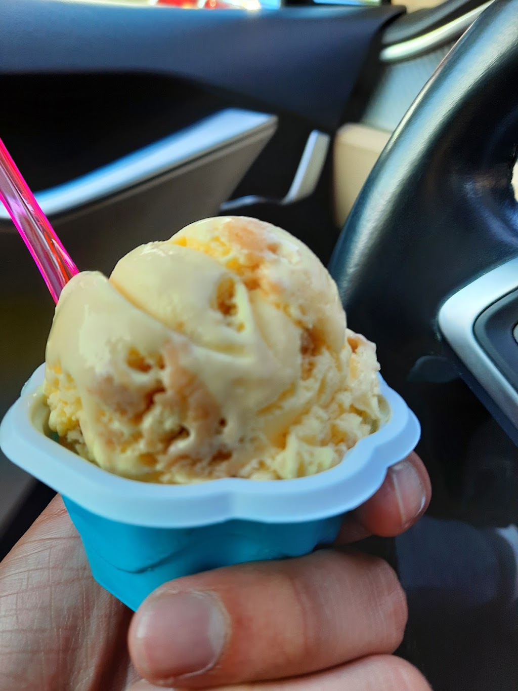 Golden Scoop | 81 luzon Avenue (Entrance, Copper Creek Dr, Markham, ON L6B 1N7, Canada | Phone: (905) 209-2929