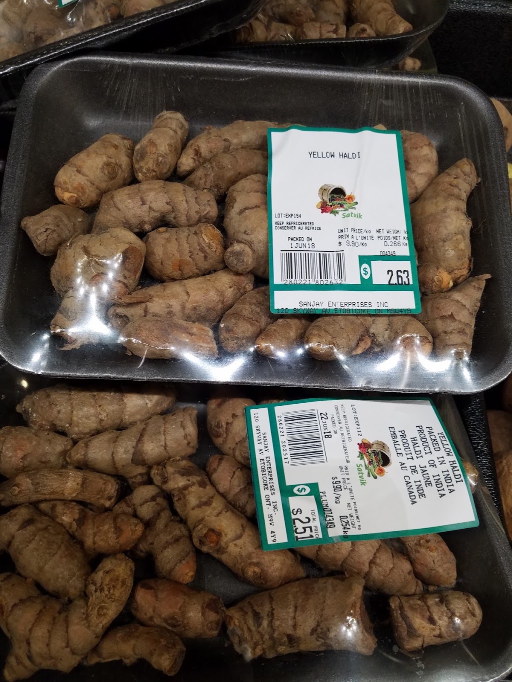 FreshCo. | 6040 Glen Erin Dr, Mississauga, ON L5N 3M4, Canada | Phone: (905) 826-0582